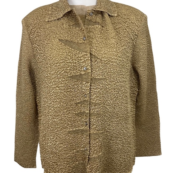 John A 2 Piece Gold Set Size Large - Picture 1 of 7